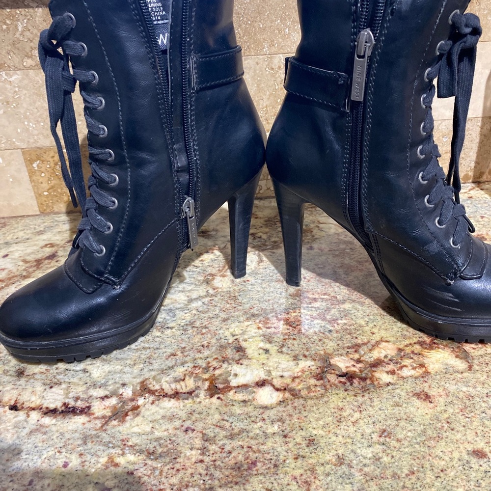 Nine West Womens Black  Leather Platform Boots 5" Heel Round Toe Size 6 - Picture 3 of 14